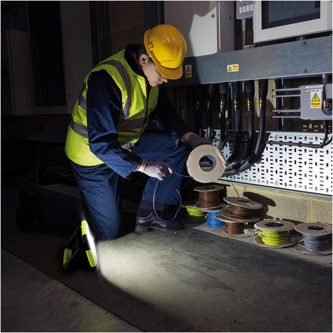 LE Camping Light Rechargeable, 1000 Lumen Portable Work Light Rechargeable, Bright Outdoor Camping Lantern with 4400mAh Power Bank, 3 Modes LED Floodlight for Emergency, Power Cuts, Tents and More